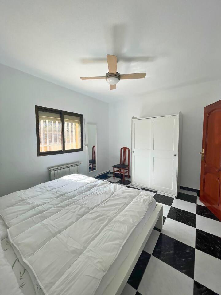 Casa Con Jardin En Ogijares Villa ภายนอก รูปภาพ
